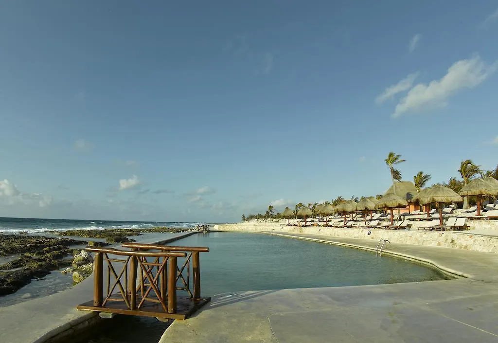 Grand Palladium White Sand Resort & Spa Akumal 5*,