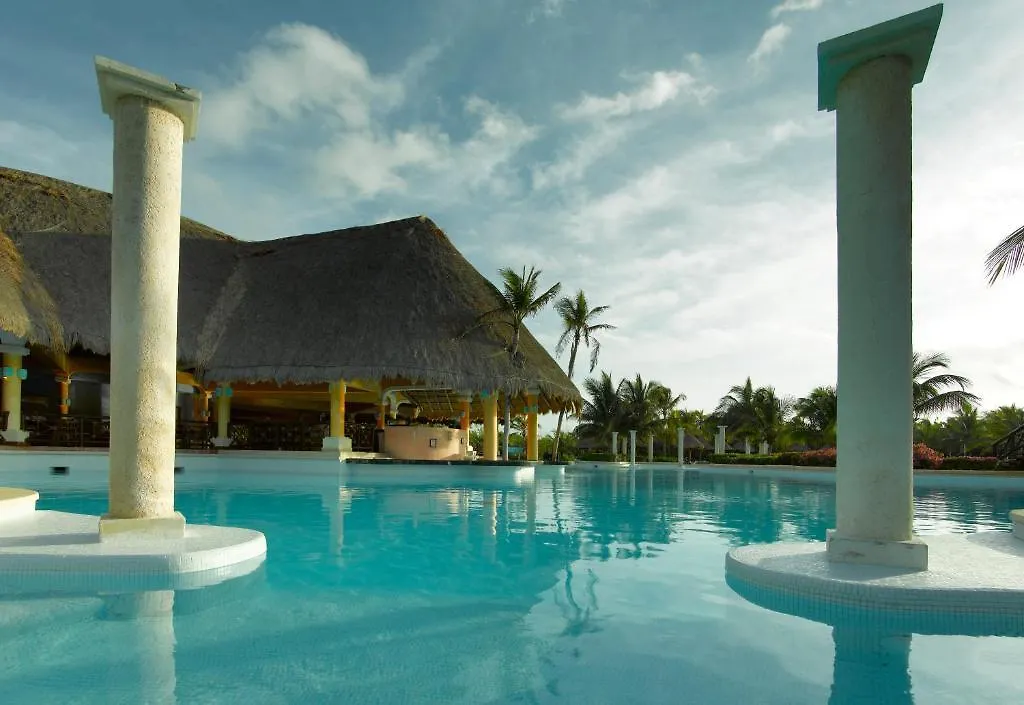 Grand Palladium White Sand Resort & Spa Akumal 5*,